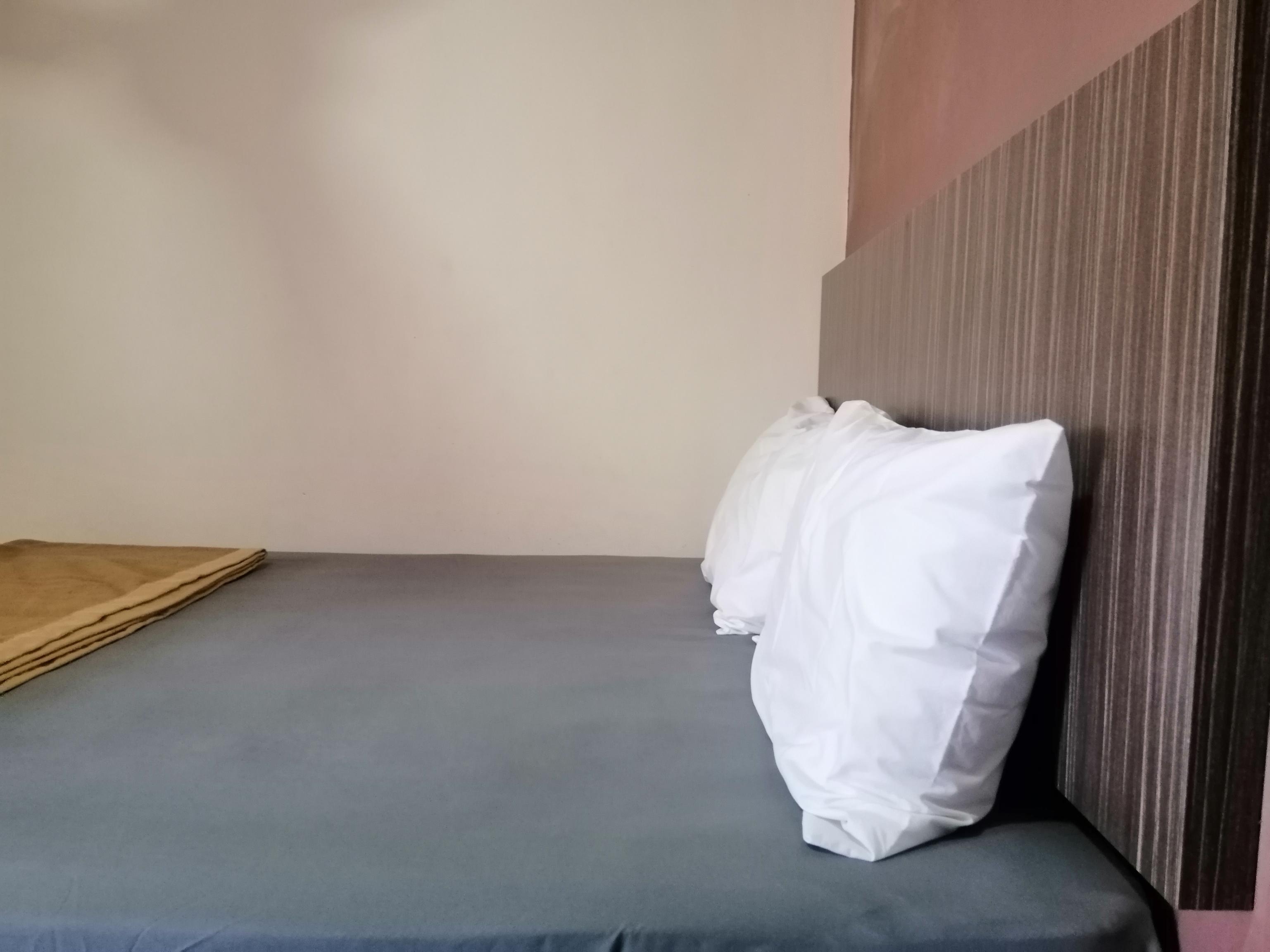 OYO 89985 Js Hotel Johor Bahru Buitenkant foto